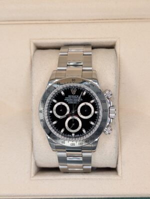 Rolex - Daytona - 116520 - Zoomed In