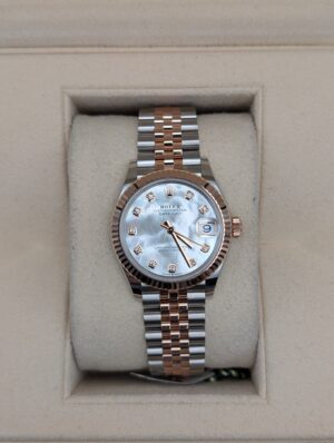 Rolex - Datejust 31 - 278271 - Zoomed In
